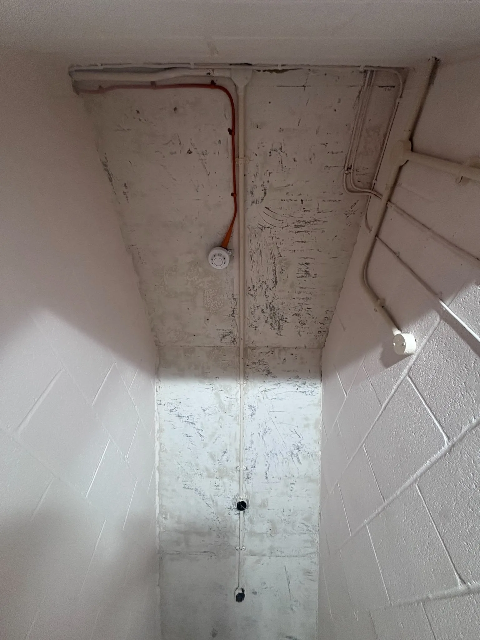 Licensed asbestos gasket removal in a Ladbroke Grove commercial property